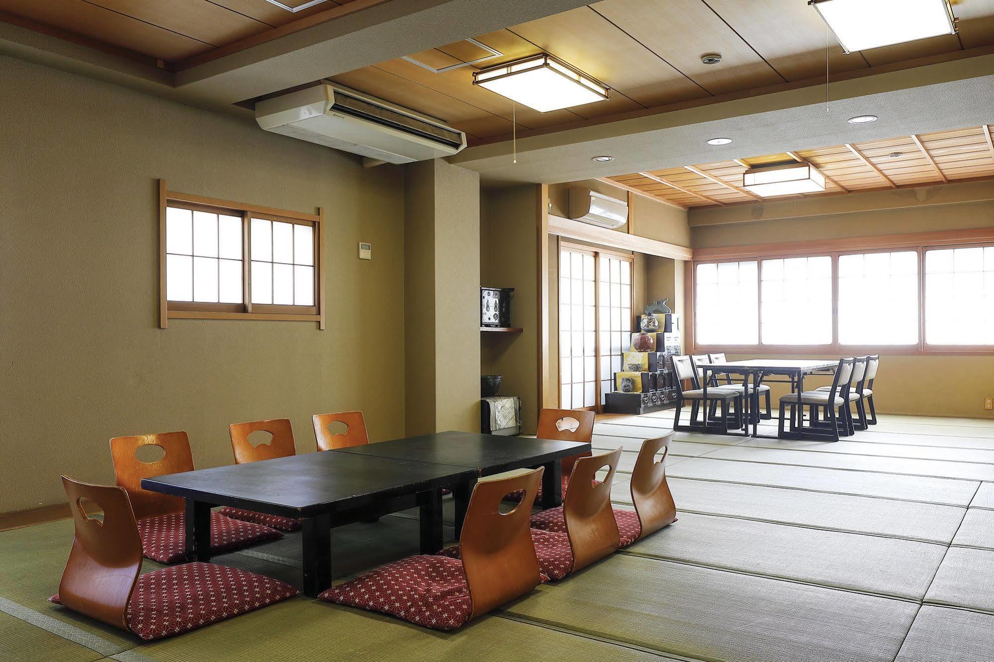 Azumaya Ryokan Kyoto Exteriör bild