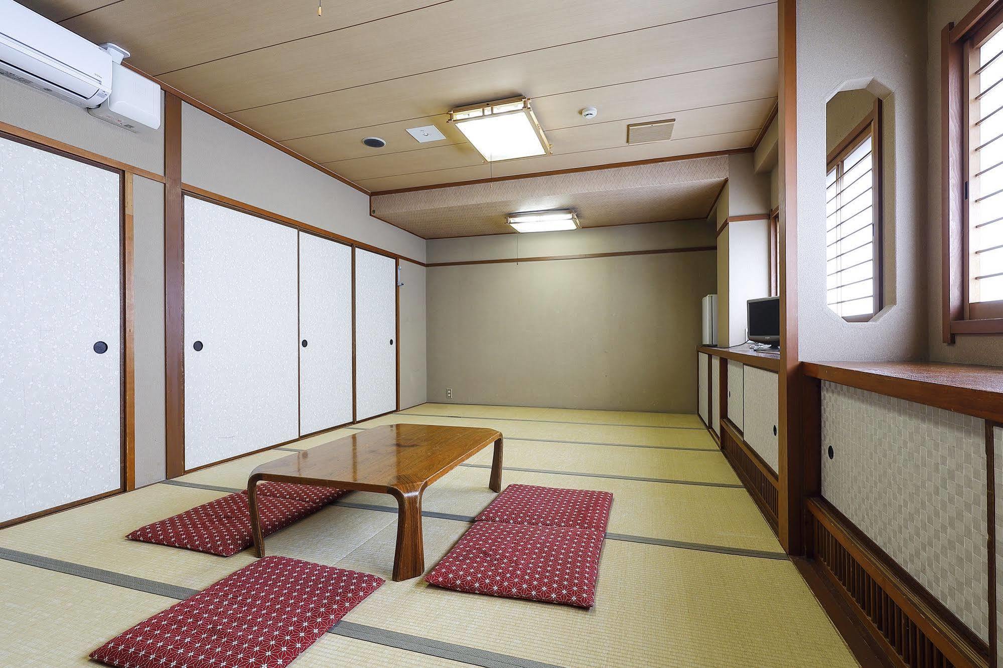 Azumaya Ryokan Kyoto Exteriör bild